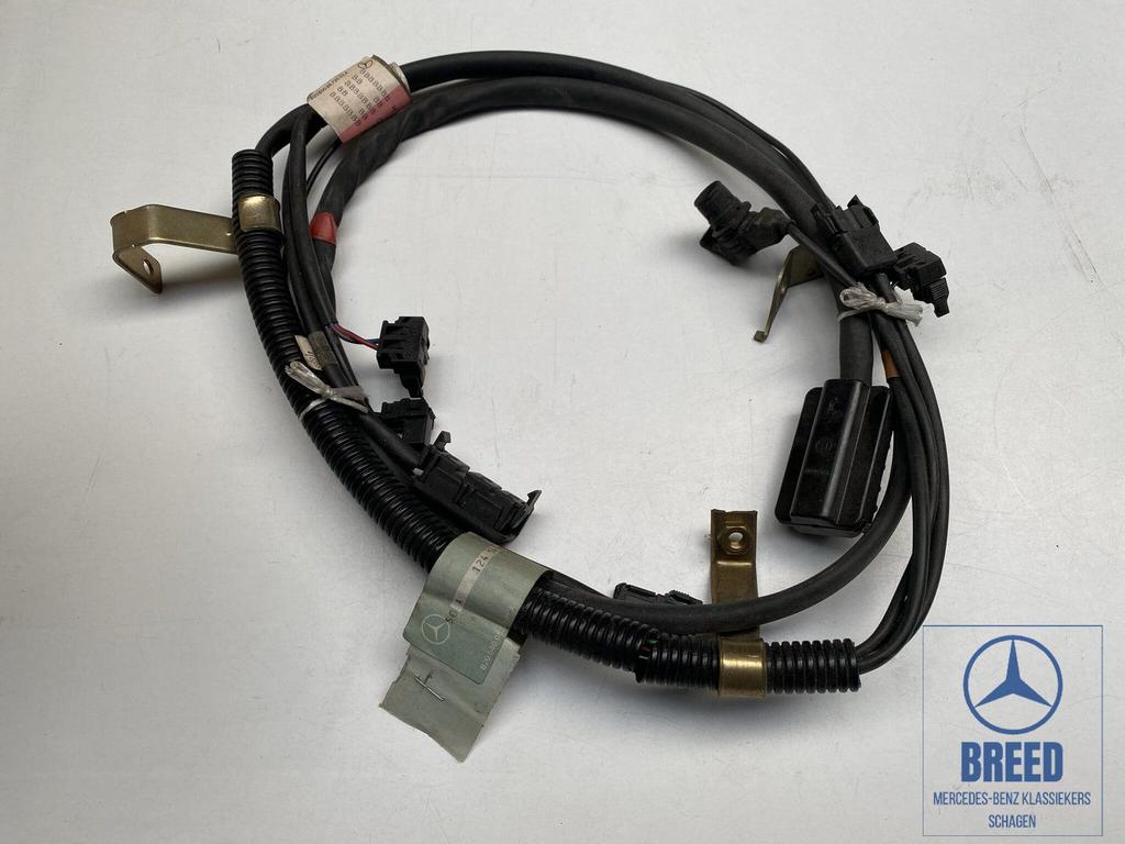 NOS kabelboom motor uitlaatgasreiniging voor Mercedes W124, -, Nieuw, Ophalen of Verzenden, -