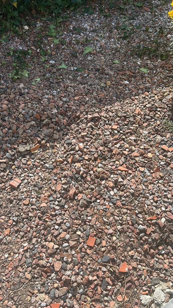 Gratis stenen en schelpen, Ophalen, Gebruikt, Bruin, Grind