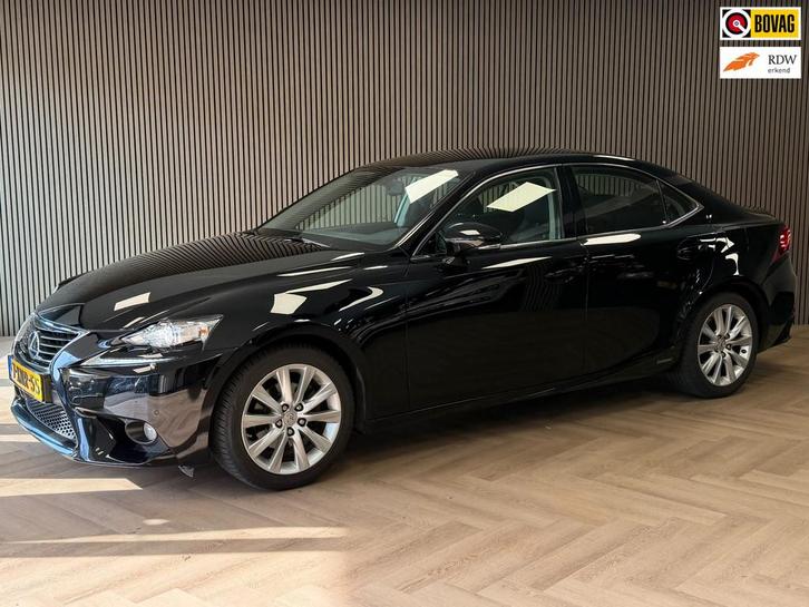 Lexus IS 300h Edition AUT. KEYLESS-GO NAVIGATIE PDC AIRCO, Auto's, Lexus, Bedrijf, Te koop, IS, ABS, Airbags, Airconditioning