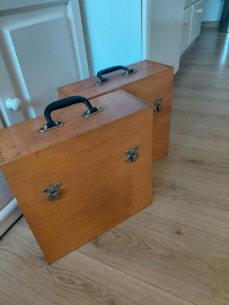 2 vintage Houten Platenkoffers - vinyl Lp koffers, Ophalen, Gebruikt