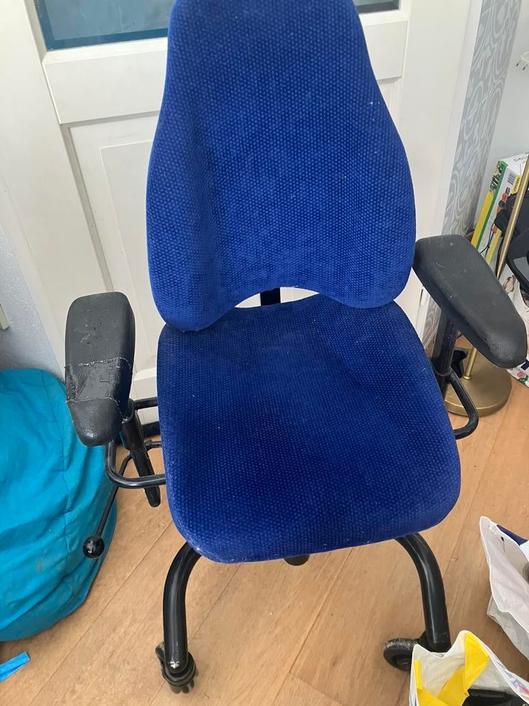 Mercado medic 2 stoelen kinderen hulpmiddel, Diversen, Rolstoelen, Gebruikt, Duwrolstoel, Ophalen