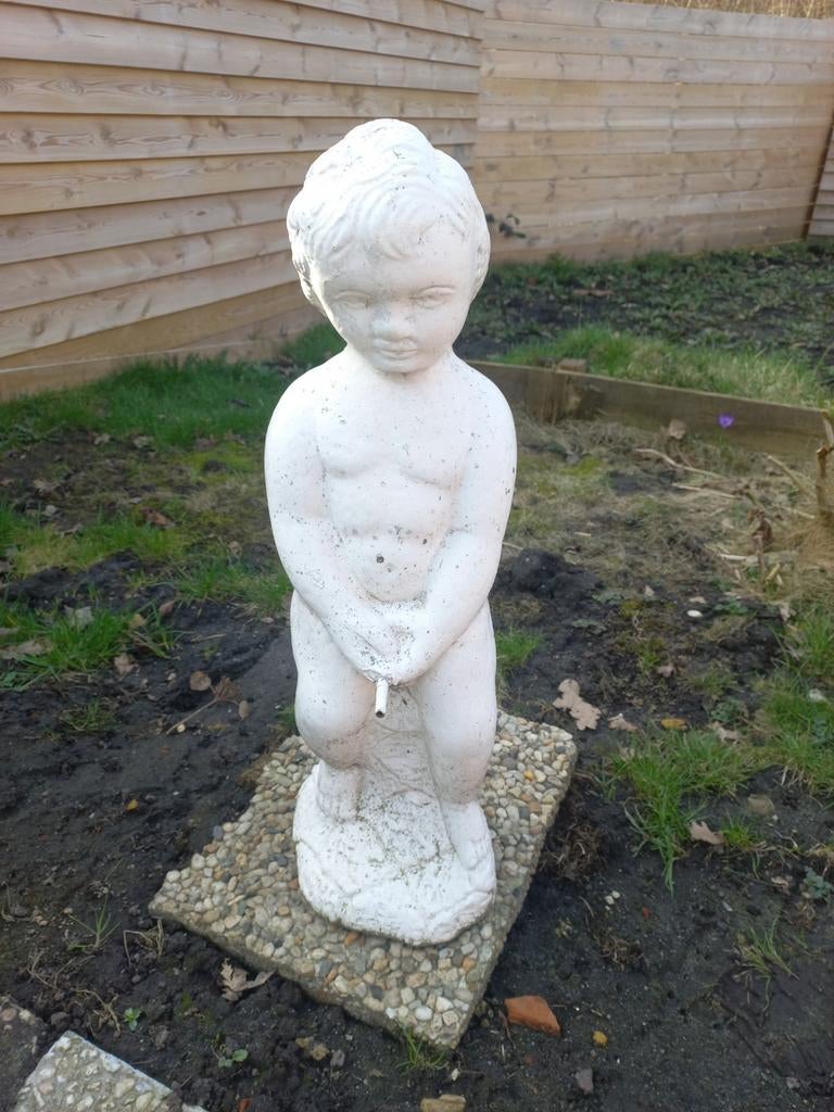 Manneke pis beeld, Ophalen