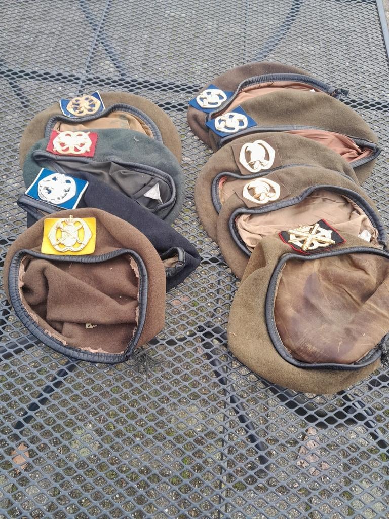 Baret met embleem diverse onderdelen, Ophalen of Verzenden