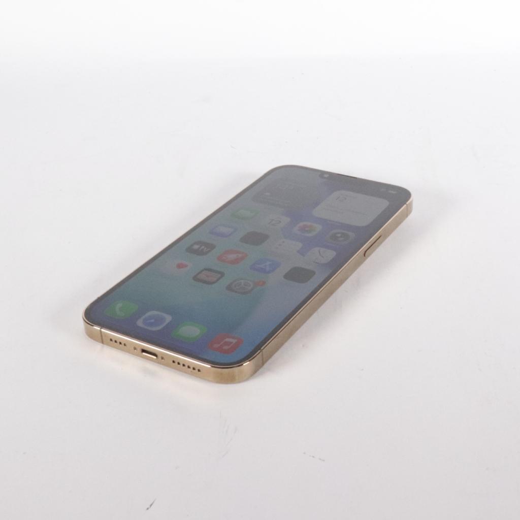 iPhone 13 Pro Max 256GB (87%) - Zeer Nette Staat, Apple, Gebruikt, Support@apple.com, One Apple Park Way
Cupertino, CA 95014
United States