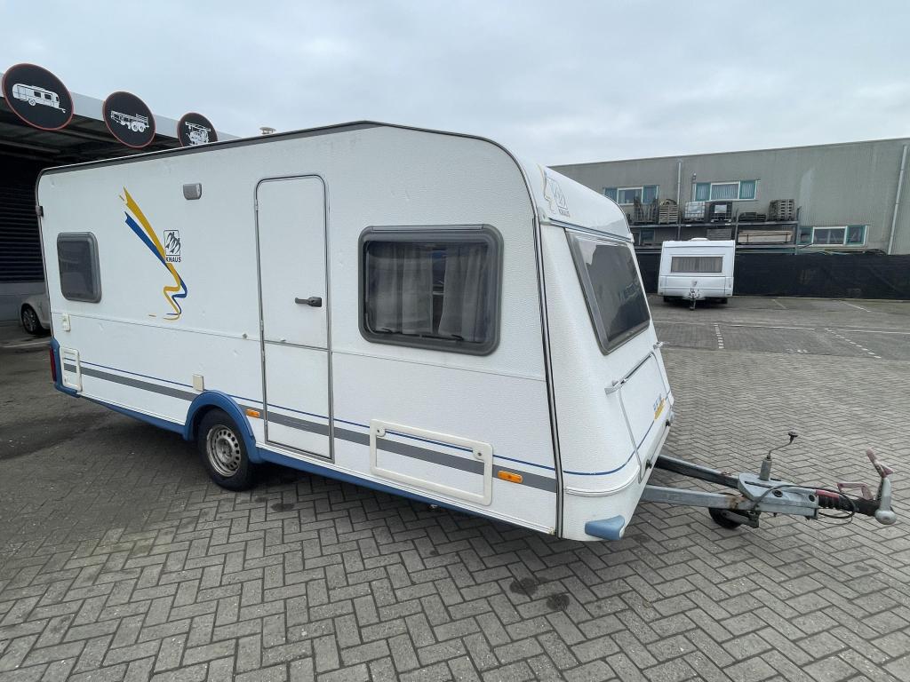 Knaus Blue Line 450 Fransbed rondzit douche, Rondzit, Bedrijf, Overige typen, 4 tot 5 meter