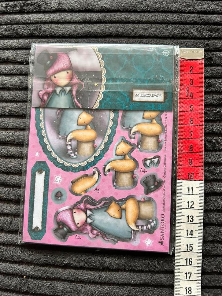 Santoro knutsel pakketje, Hobby en Vrije tijd, Knutselen, Zo goed als nieuw, Materiaal, Ophalen of Verzenden