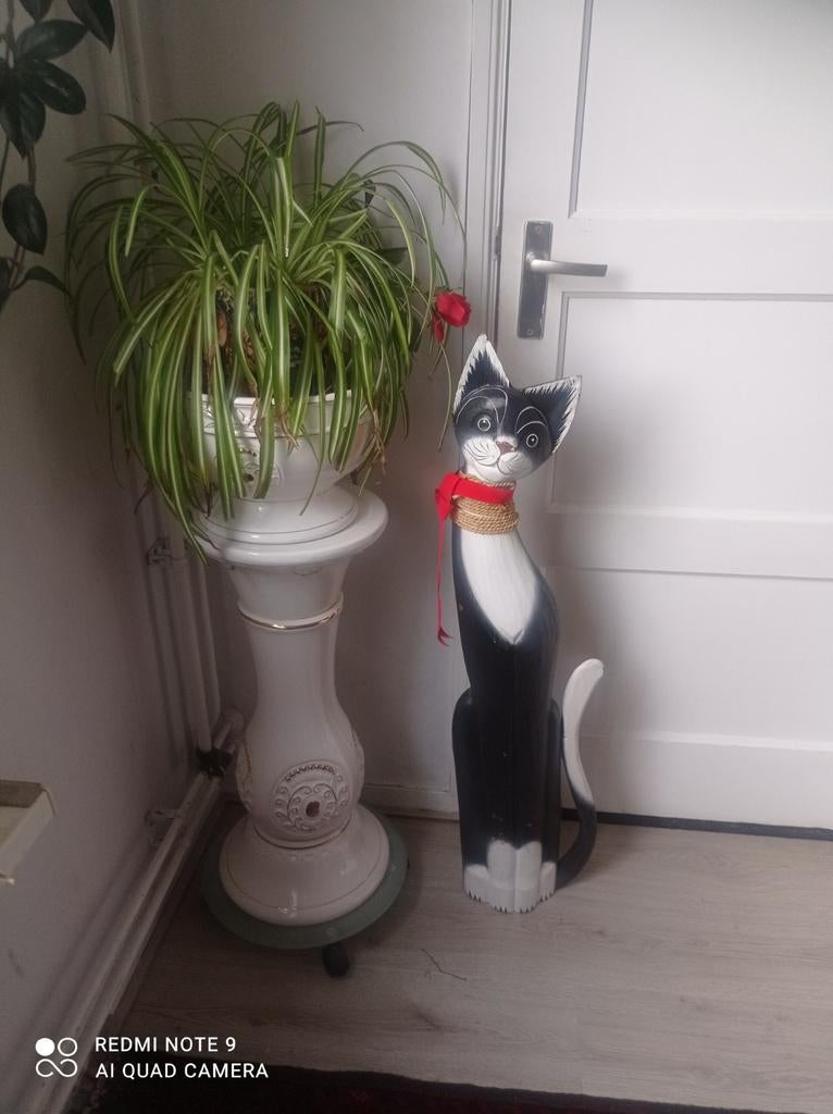 Vintage wood hout decoratie kat beeld hoogte, Verzamelen, Beelden en Beeldjes, Ophalen of Verzenden, Zo goed als nieuw, Dier