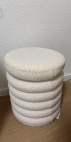 Leuk poefje nieuw, Huis en Inrichting, Banken | Voetenbanken en Poefen, Ophalen of Verzenden, Zo goed als nieuw, Rond, Minder dan 50 cm