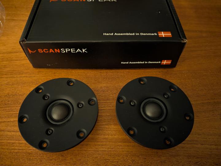 ScanSpeak illuminator D3004/660000 tweeters, nieuw staat, Overige merken, Ophalen of Verzenden, Zo goed als nieuw, 60 tot 120 watt