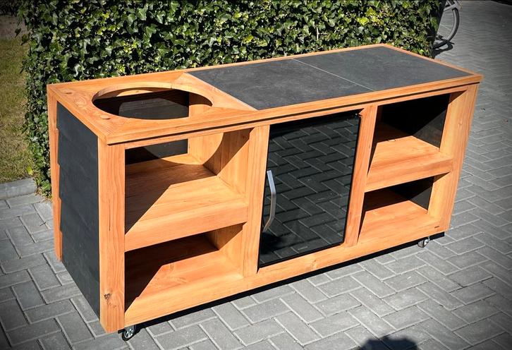 Buitenkeuken voor kamado., Tuin en Terras, Buitenkeukens, Nieuw, Houtskool, Vrijstaand, Ophalen