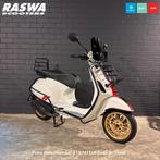 Vespa Sprint Racing Sixties, Maximaal 45 km/u, Vespa S, Ophalen of Verzenden, Zo goed als nieuw
