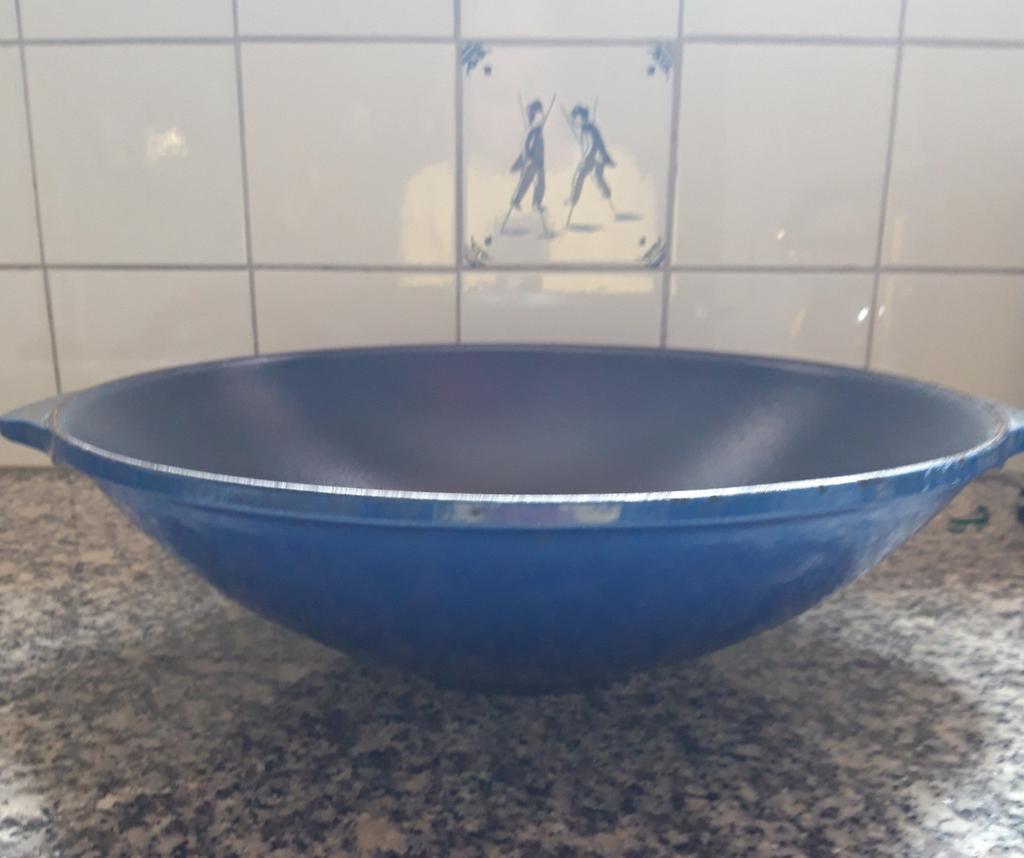 Gietijzeren wok, Ophalen of Verzenden, Gebruikt, Rond, Overige materialen