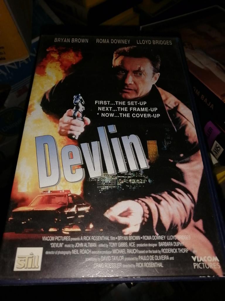 VHS ex-rental - Devlin, Cd's en Dvd's, VHS | Film, Vanaf 16 jaar, Ophalen of Verzenden, Gebruikt, Horror