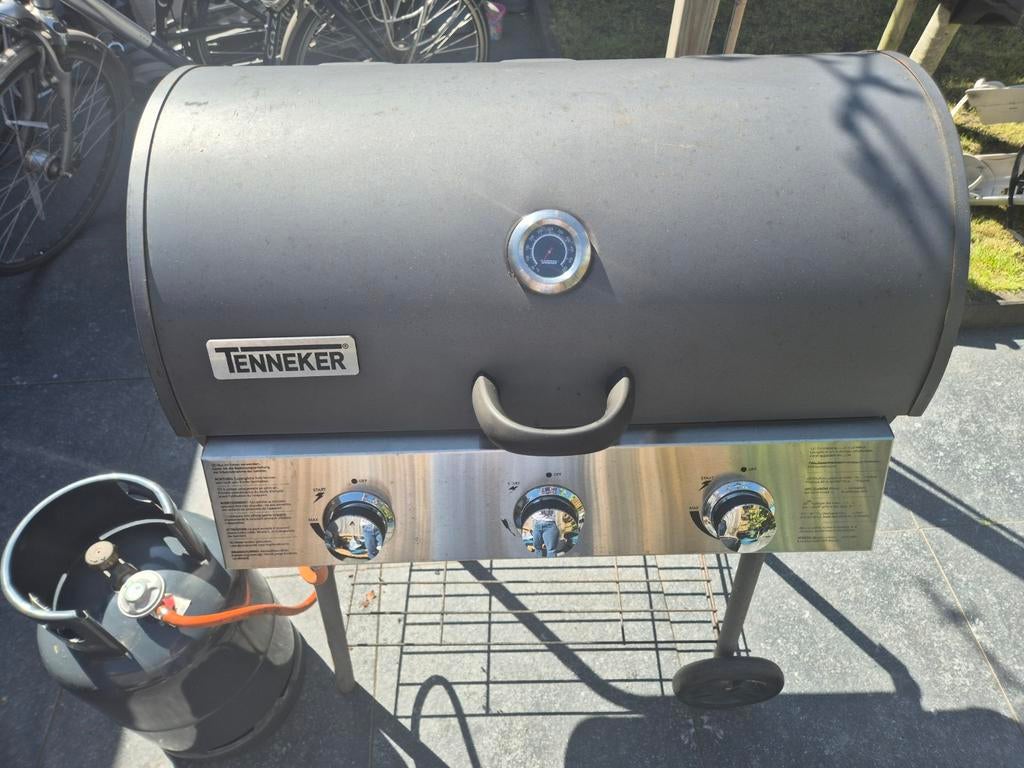 Tenneker Gasgrill - Perfect voor zomerse BBQ's!, Tuin en Terras, Gasbarbecues, Zo goed als nieuw, Ophalen