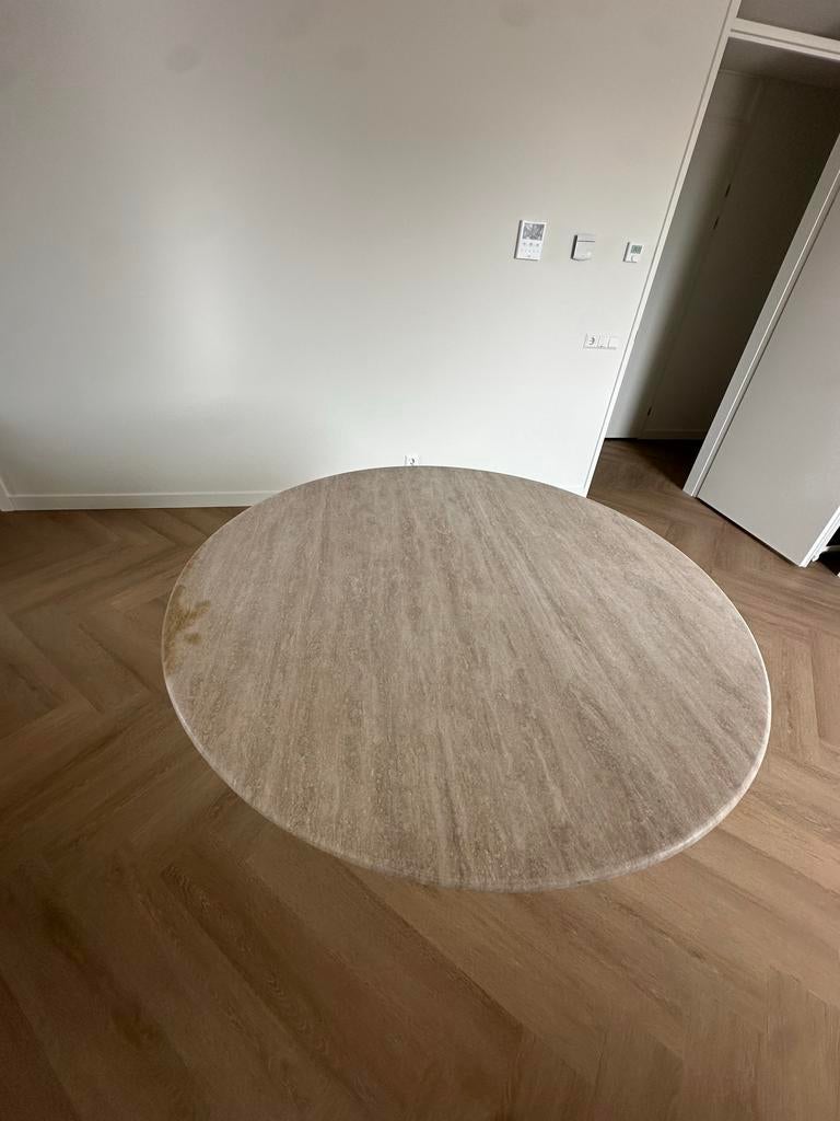 Stijlvolle ronde travertin eettafel diameter 130 cm, Huis en Inrichting, Tafels | Eettafels, Ophalen, Overige materialen, 100 tot 150 cm