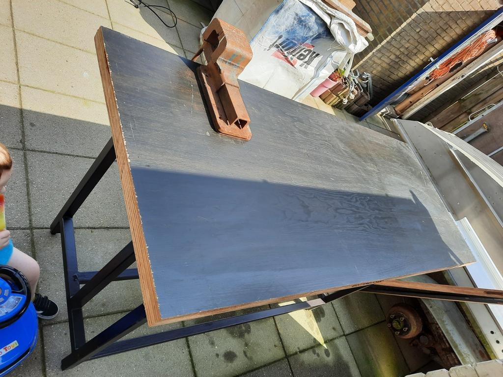 Werkbank  met gratis bankschroef, Doe-het-zelf en Verbouw, Werkbanken, Ophalen of Verzenden, Gebruikt, Bankschroef