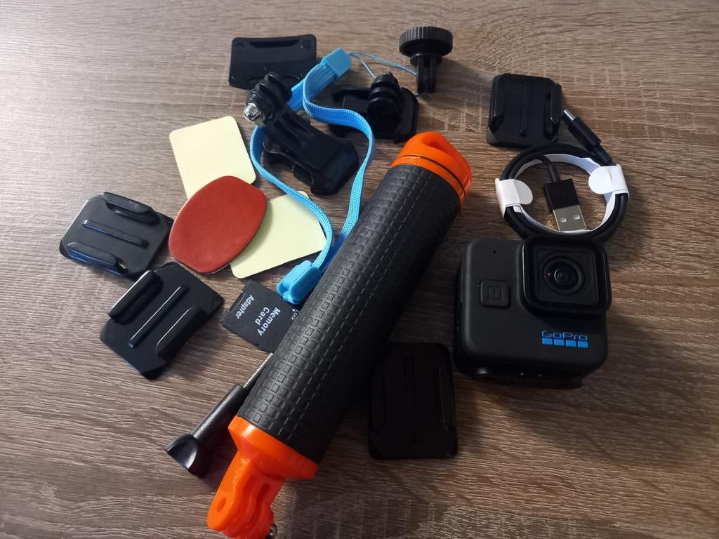 GoPro HERO11 Zwart Mini
Zo goed als nieuw, Audio, Tv en Foto, Actiecamera's, Ophalen, Zo goed als nieuw, GoPro