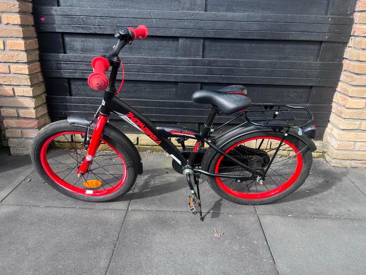 Volare Thombike 18 inch kinderfiets Zwart-Rood, Fietsen en Brommers, Fietsen | Jongens, Gebruikt, 18 inch, Ophalen