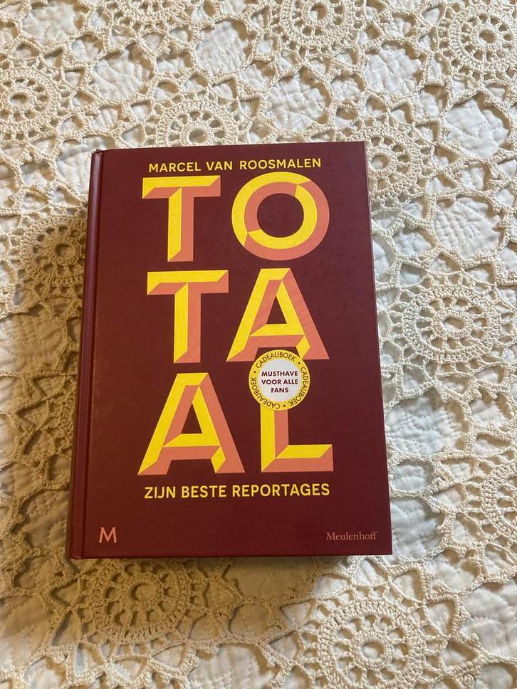 Marcel van Roosmalen - Totaal: Zijn Beste Reportages, Boeken, Literatuur, Zo goed als nieuw, Nederland, Ophalen of Verzenden