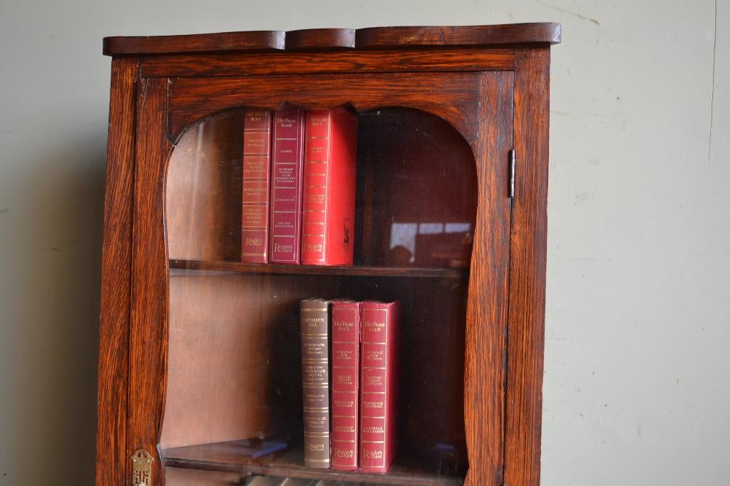 Prachtige antieke eiken houten biedermeier hang hoekkast., Verzenden