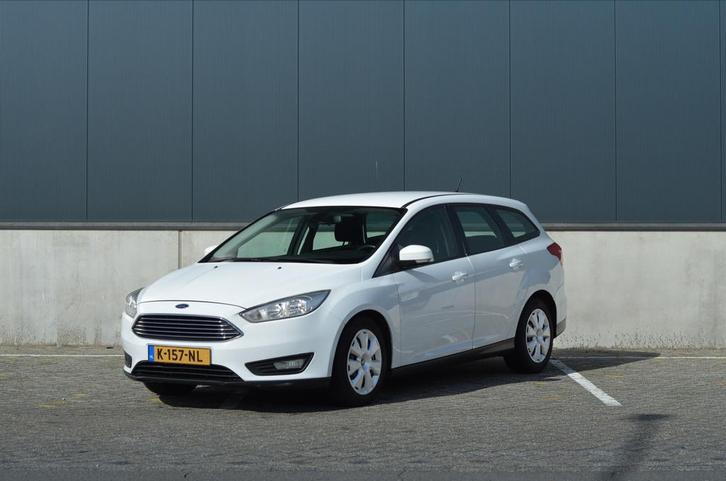 Ford Focus 1.5 Tdci 77KW Wagon 2015 Wit, Auto's, Ford, Particulier, Focus, Airbags, Airconditioning, Boordcomputer, Centrale vergrendeling