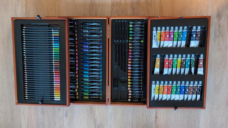 Uitgebreide Teken- en Verfset: Potloden, Verf & Wasco Kist, Hobby en Vrije tijd, Tekenen, Zo goed als nieuw, Overige typen, Ophalen of Verzenden