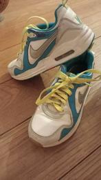 Nike Air Max maat 35,5, Kinderen en Baby's, Kinderkleding | Schoenen en Sokken, Ophalen of Verzenden, Gebruikt, Meisje, Sportschoenen