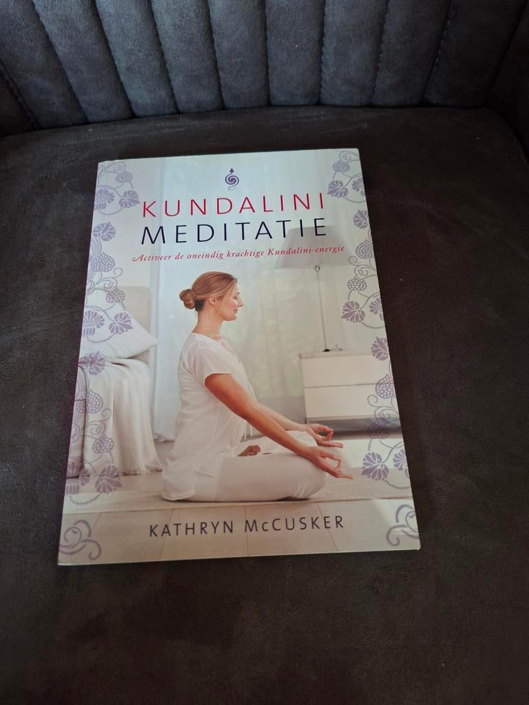Kundalini Meditatie: Activeer je innerlijke energie, Ophalen of Verzenden, Zo goed als nieuw