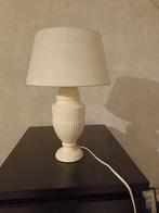 Crèmekleurige wedgewood lamp met linnen kap, Ophalen, Zo goed als nieuw, Klassiek