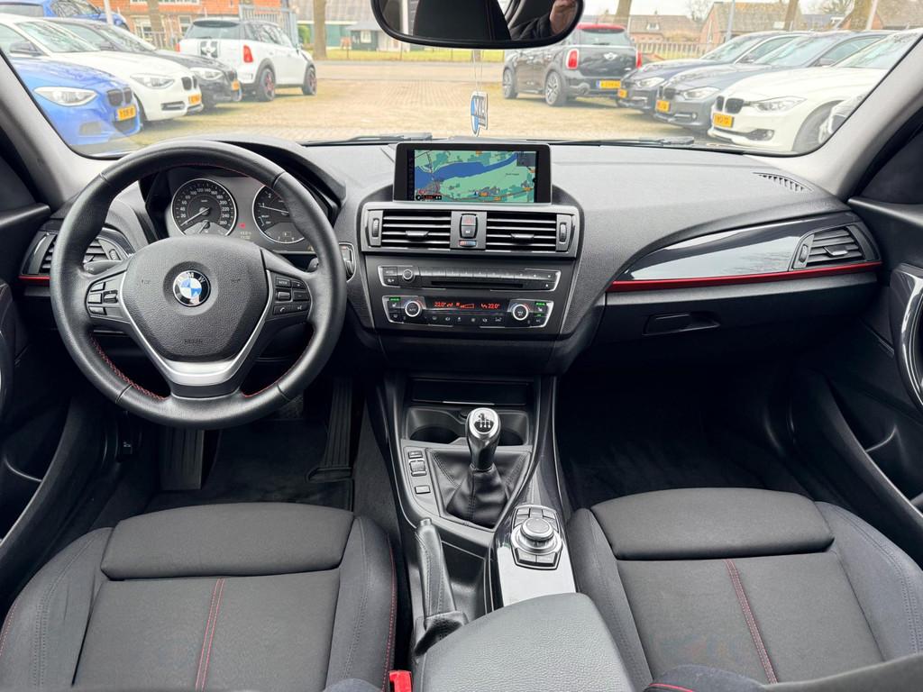 BMW 1-serie 118i Business Sport|Ketting + Klepseals vervange, Auto's, 1-Serie, Euro 5, Gebruikt, Zwart