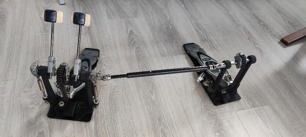 Pearl P-2002C Eliminator twin pedal, Muziek en Instrumenten, Ophalen of Verzenden, Gebruikt, Drums of Percussie