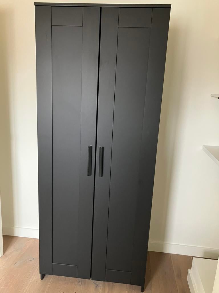 Ikea Brimnes Kledingkast (2-deurs) (1 of 2 stuks), Huis en Inrichting, Kasten | Kledingkasten, Ophalen, Met deur(en), Gebruikt