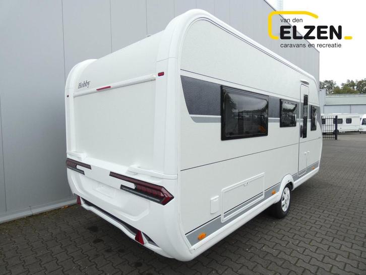 Hobby De Luxe 460 LU Model 2026, Caravans en Kamperen, Caravans, Bedrijf, tot en met 4, 1000 - 1250 kg, Rondzit, Hobby, 2 aparte bedden