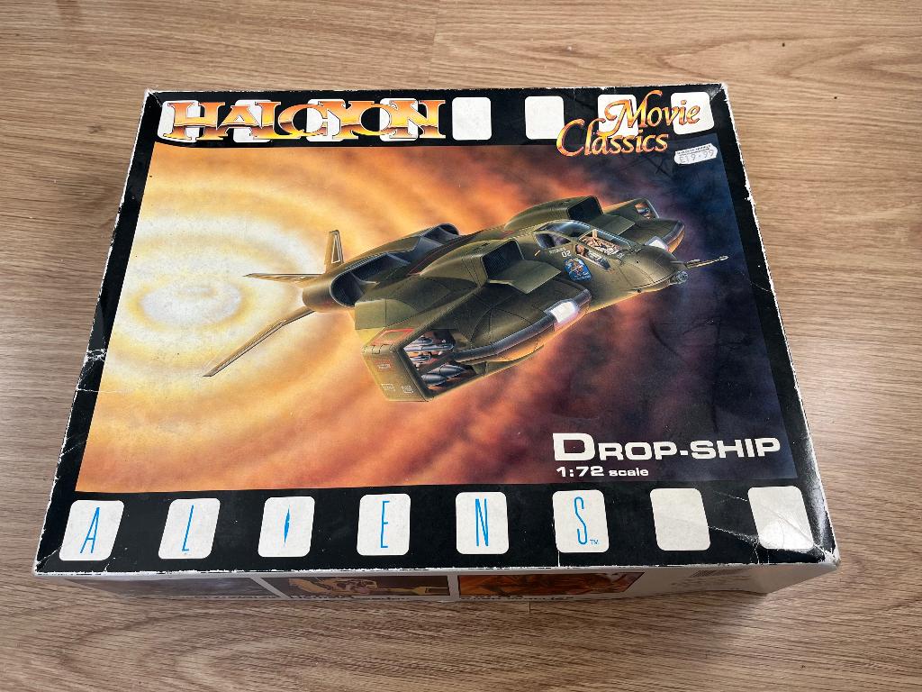 Alien - Space Marines Dropship 1/72, Hobby en Vrije tijd, Modelbouw | Overige, Ophalen of Verzenden, Zo goed als nieuw, Groter dan 1:32