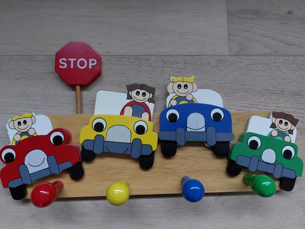 Vrolijke HOUTEN KINDERKAPSTOK met AUTO'S, heel stevig + ZGAN, Ophalen of Verzenden, Zo goed als nieuw, Kapstokje
