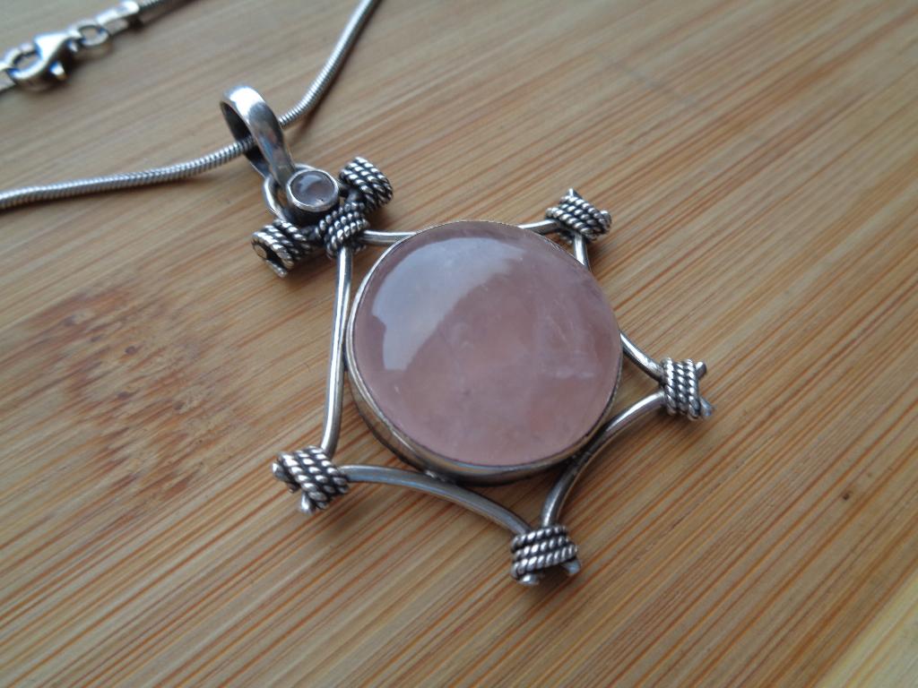 zilveren ketting met grote zilveren hanger rozenkwarts [265], Verzenden, Zo goed als nieuw, Met edelsteen, Zilver