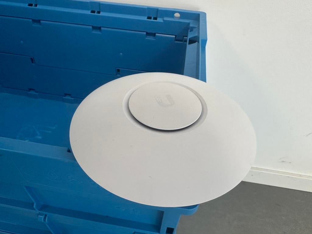 Ubiquiti UniFi NanoHD Dual Band Access Point, Ophalen, Zo goed als nieuw