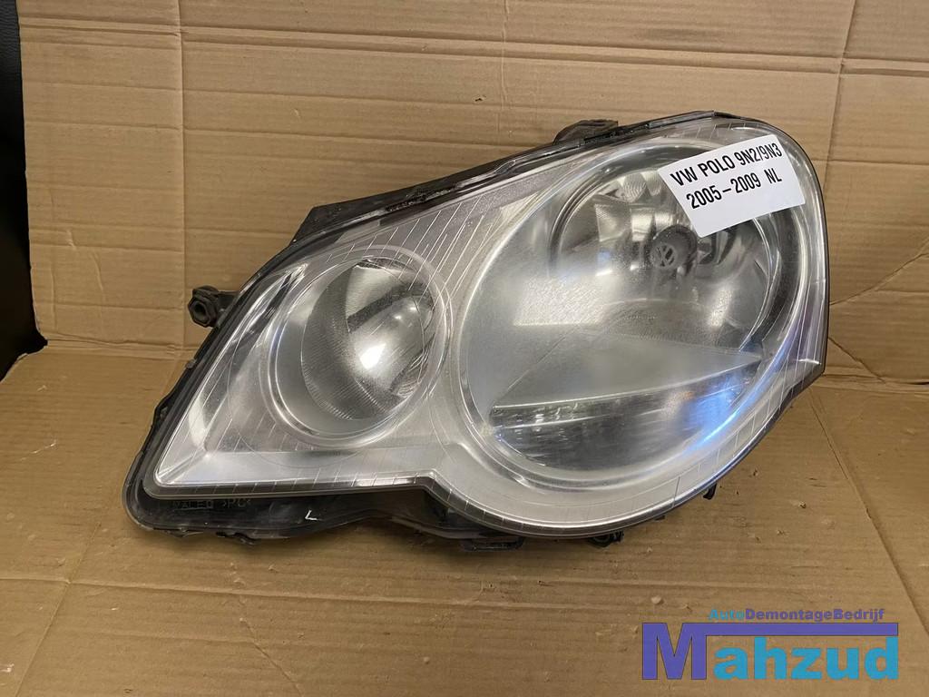 VW POLO 9N2 9N3 Links koplamp 2003-2009, Auto-onderdelen, Gebruikt, Volkswagen, Volkswagen AG, Berliner Ring 2
38440  Wolfsburg, DE