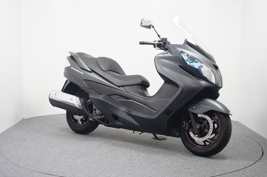 Suzuki AN 400 BURGMAN: GERESERVEERD RD (bj 2015), 400 cc, Scooter, Bedrijf, ABS