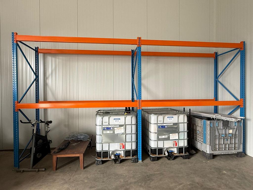 Pallet stelling 3m hoog x 5.6m breed, Doe-het-zelf en Verbouw, Ophalen