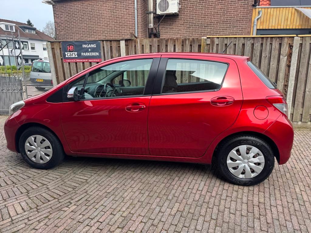 Toyota Yaris 1.0 VVT-i Aspiration, Auto's, Toyota, Euro 5, Stof, Origineel Nederlands, Handgeschakeld