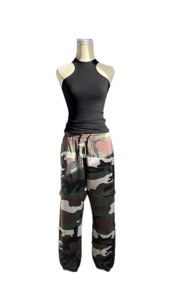 Missguided camouflage broek maat XS/S. Groen., Kleding | Dames, Broeken en Pantalons, Verzenden, Zo goed als nieuw, Maat 34 (XS) of kleiner