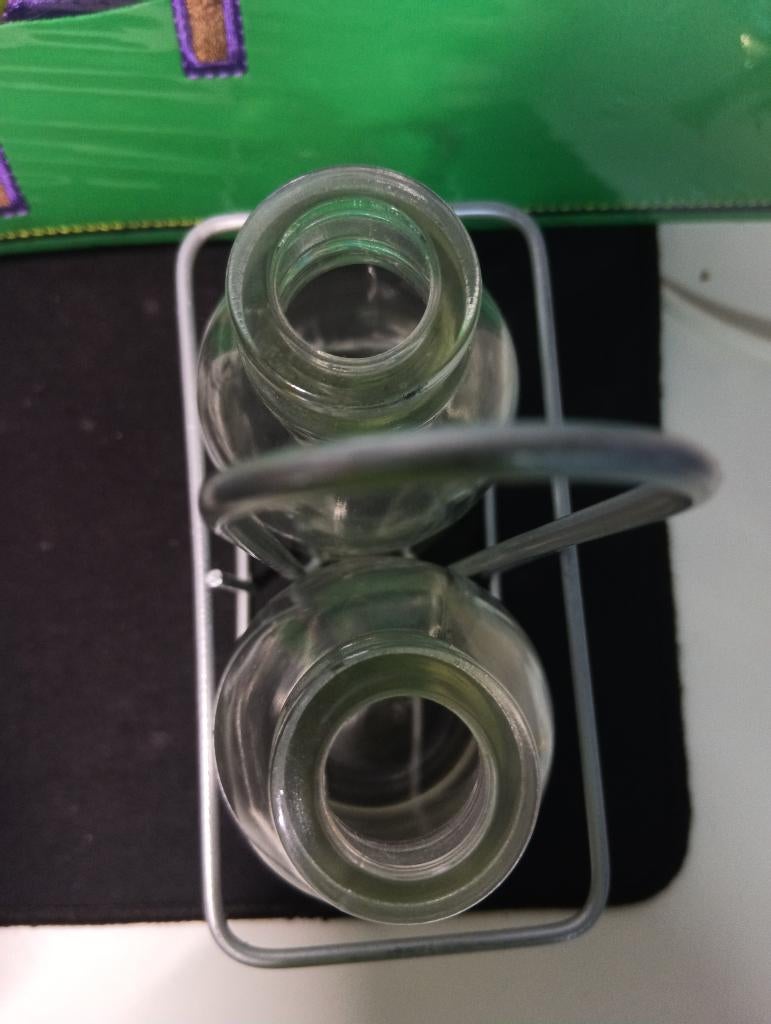 Vintage IJkglazen Set – Melkflessen 100ml in Metalen Rekje, Ophalen of Verzenden
