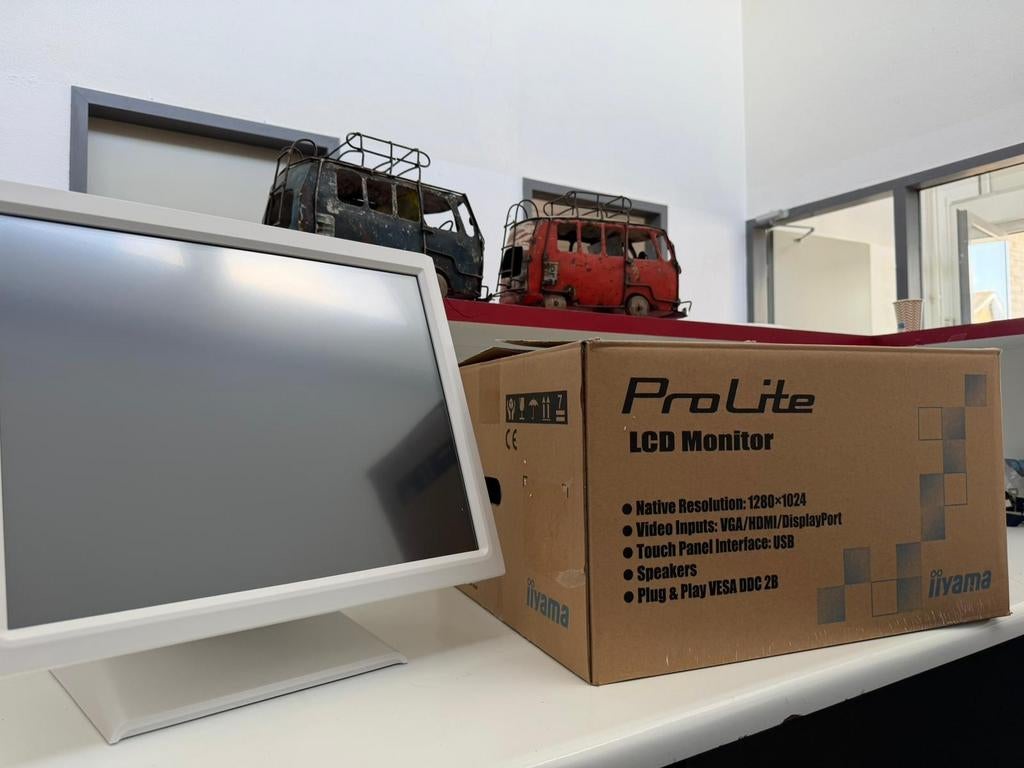 iiyama ProLite T1931SR-W5 Touchscreen Monitor, Iiyama, HDMI, Ophalen of Verzenden, Zo goed als nieuw