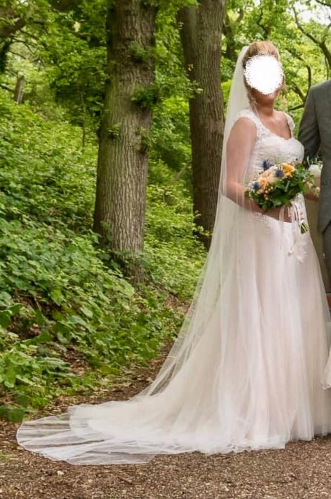 Trouwjurk 38/40, Ophalen of Verzenden, Zo goed als nieuw, Wit, Trouwjurk