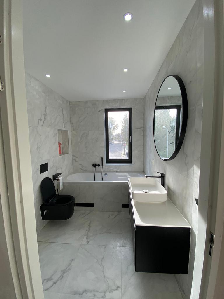 Betrouwbare Aannemer | Verbouwing & Renovatie, Ophalen