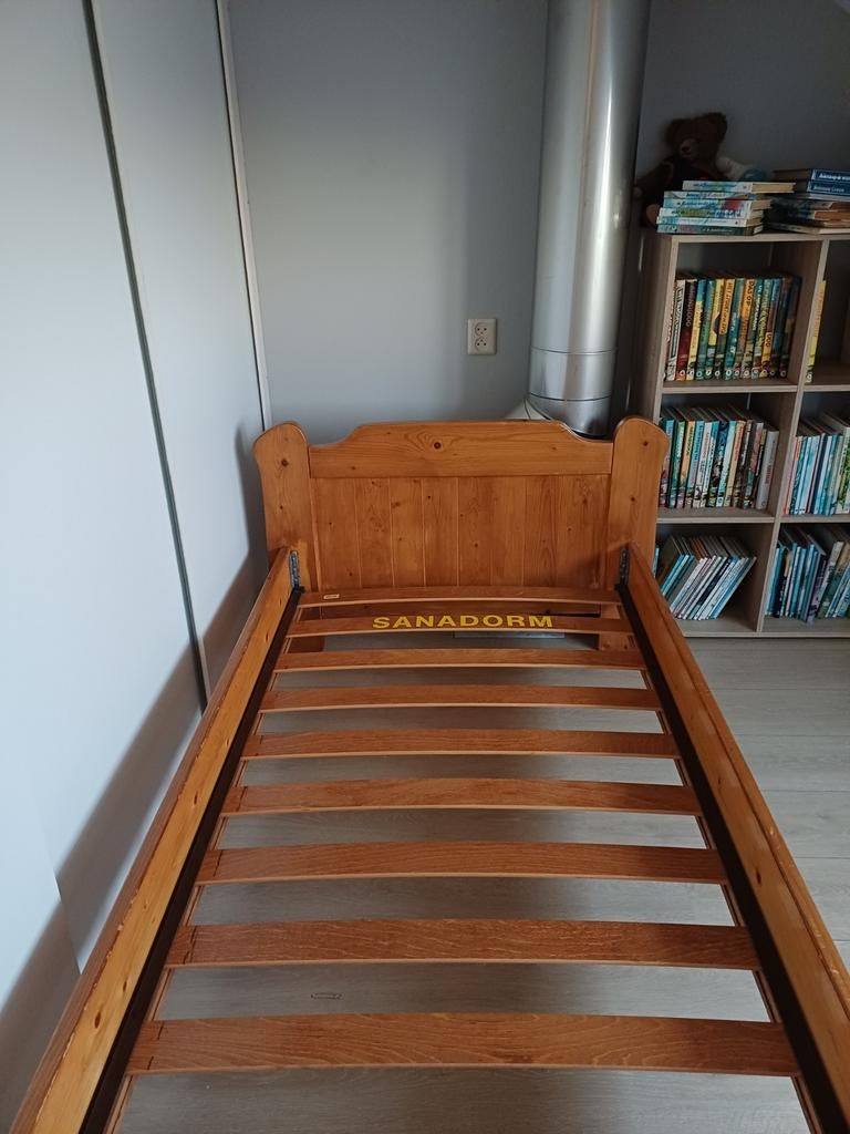 1 persoonsbed. 90x200., Huis en Inrichting, Slaapkamer | Bedden, Ophalen, Gebruikt, 90 cm, 200 cm