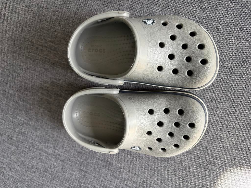 Crocs klompjes grijs maat C7 (23/24), Kinderen en Baby's, Kinderkleding | Schoenen en Sokken, Jongen of Meisje, Schoenen, Ophalen of Verzenden