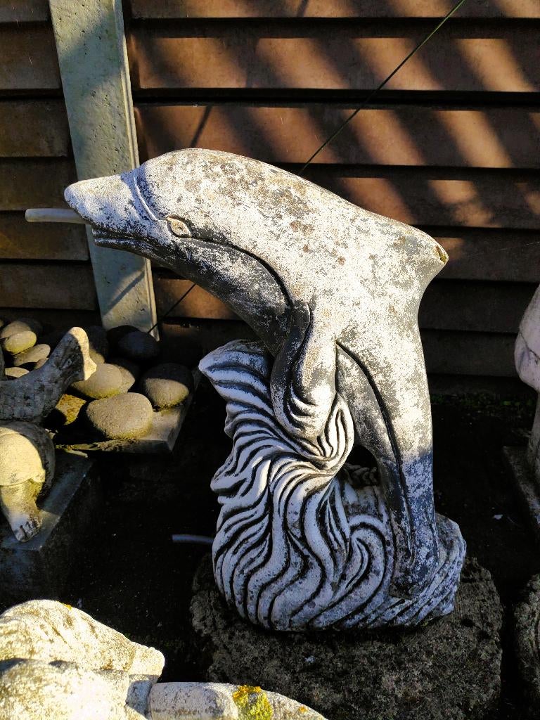 Pakket 11 - Tuin C1A - Dierenbeelden - Dolfijn fontein & Koi, Ophalen, Nieuw, Beton, Dierenbeeld