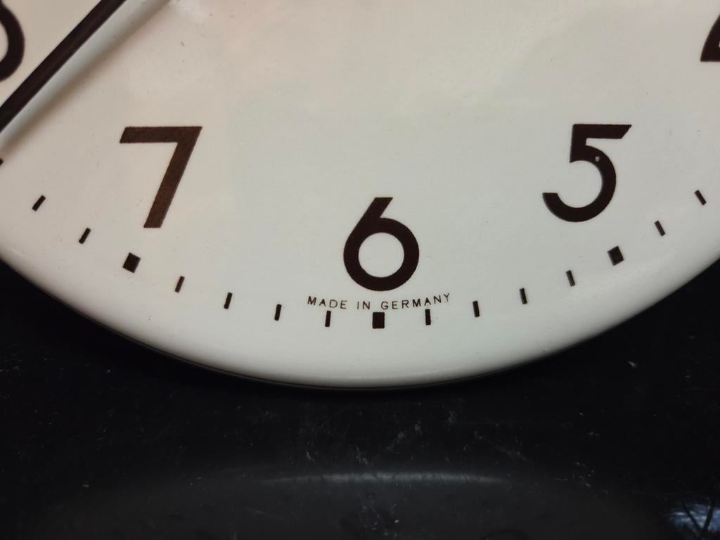 Vintage porselein Kienzle wandklok - Made in Germany, Antiek en Kunst, Antiek | Klokken, Ophalen of Verzenden